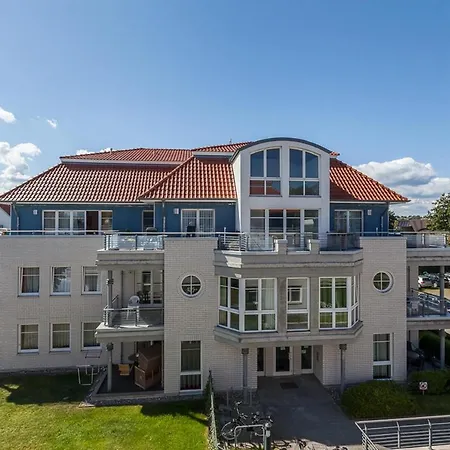 Apartment Duenenblick 11 *